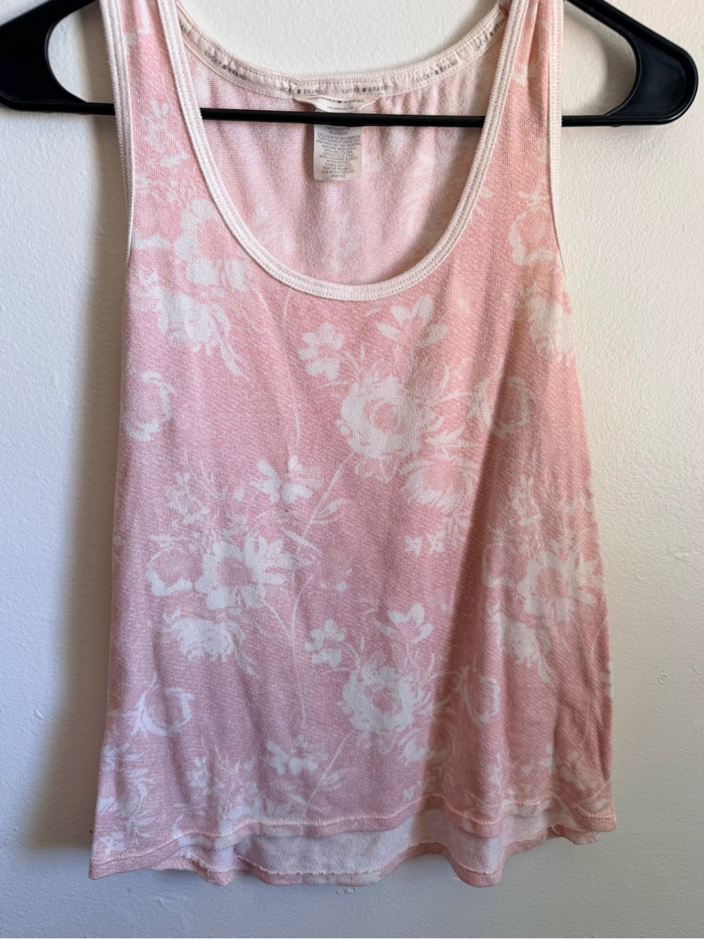Lucky Brand Pink Floral Scoop Neck Tank